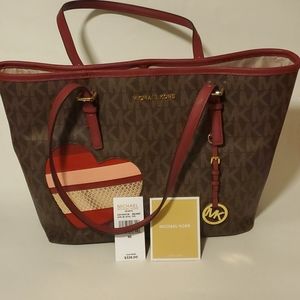 ☀️Michael Kors Hearts Brn/Cherry Tote